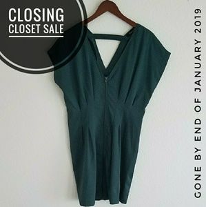 ☆LAST DAY!☆ NWOT Green & Black Polka Dot Dress